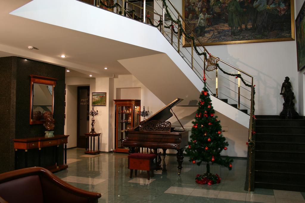 Art Hotel Academy Dnepropetrovsk Exterior foto