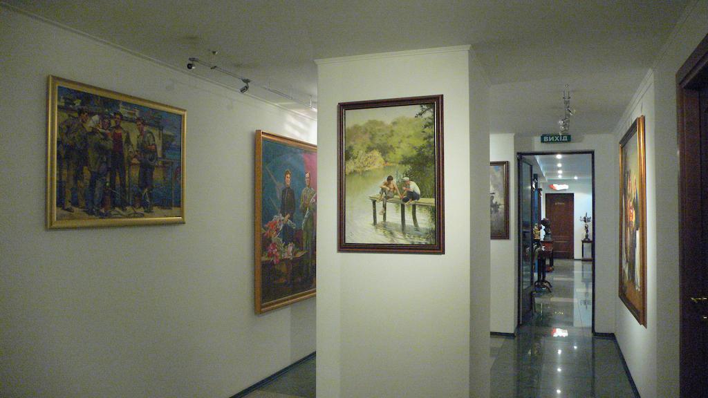 Art Hotel Academy Dnepropetrovsk Exterior foto